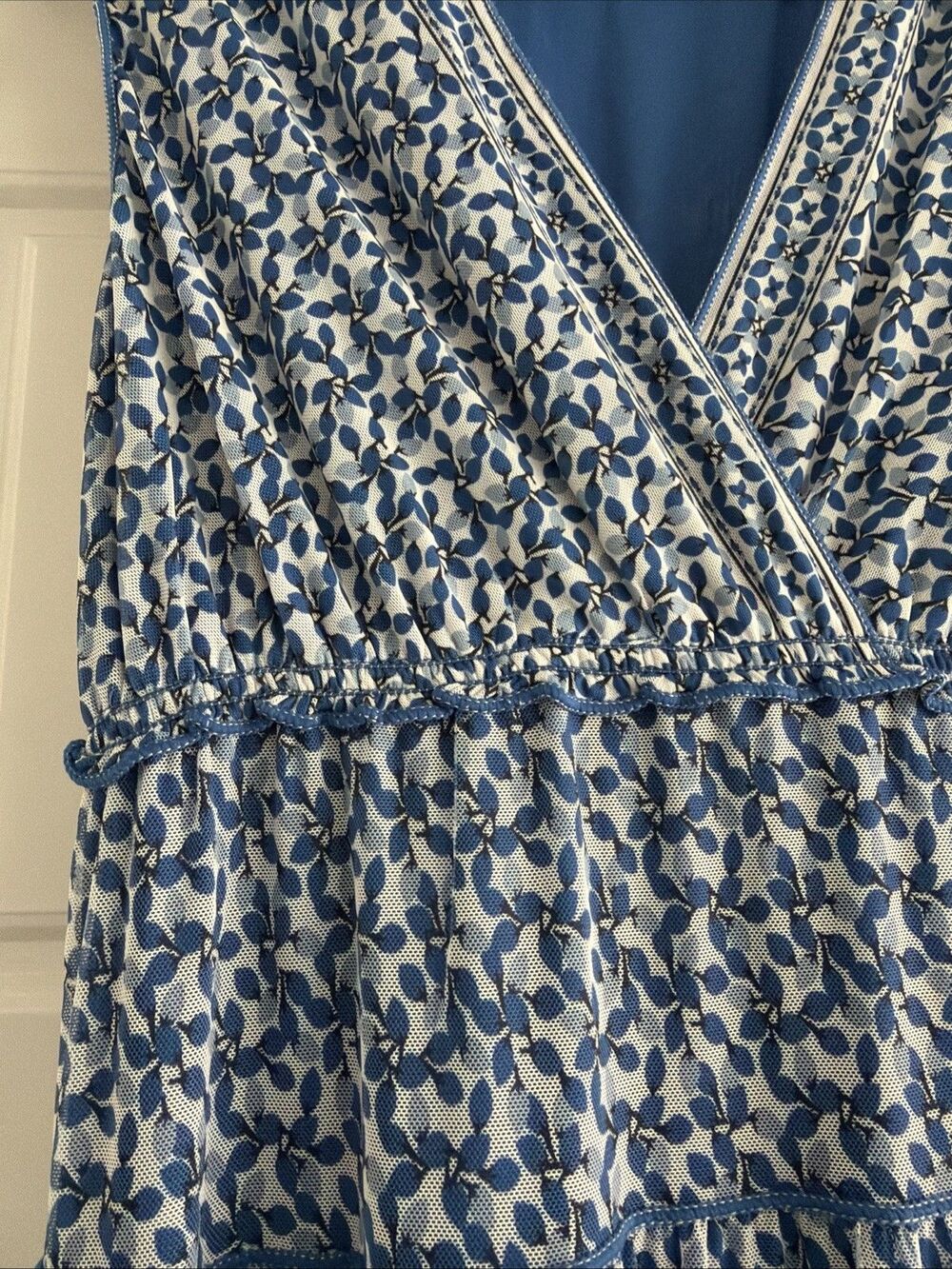 Max Studio Blue Tiered V-Neck Midi Dress Medium Ruffles Boho Romantic Whimsical - Picture 3 of 6